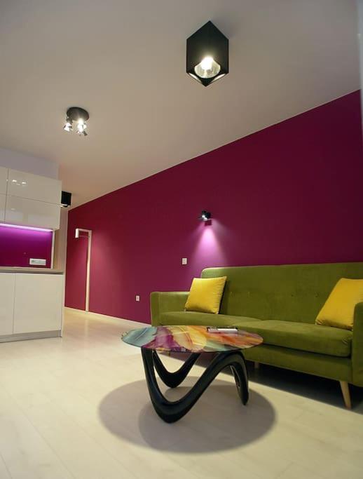 Apartment Magenta With Free Wifi